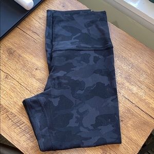 Lululemon align 21” size 6